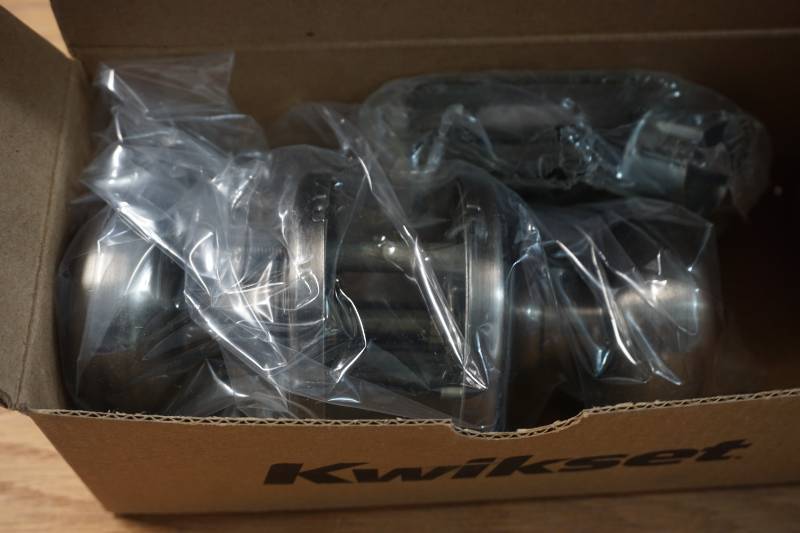 lot 1008 image: kwik set lock set