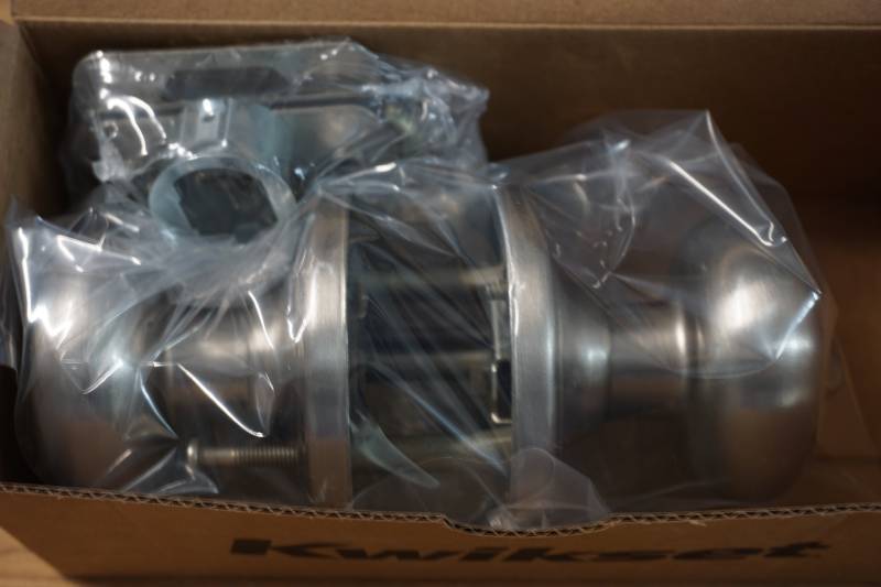 lot 1013 image: kwik set lock set