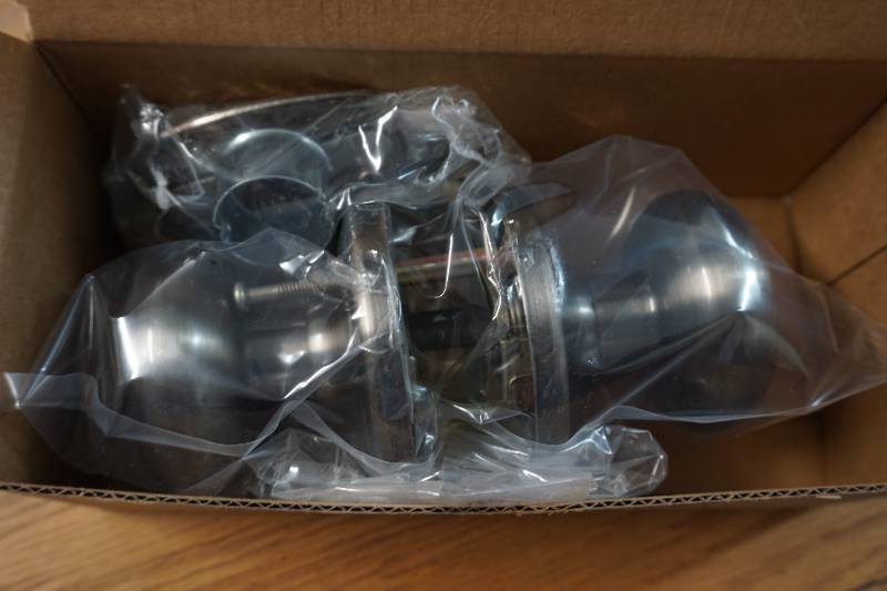 lot 1016 image: kwik set lock set