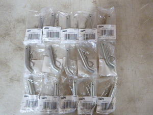 lot 28 image: 15 Valley Hitch Pin Kits
