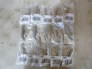 lot 31 image: 15 Valley Hitch Pin Kits