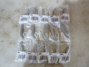 lot 32 image: 15 Valley Hitch Pin Kits