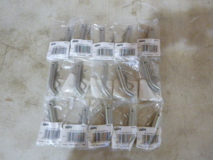 lot 35 image: 15 Valley Hitch Pin Kits