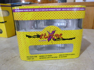 lot 45 image: Blazer Xtreme Halogen Fog Light Kit