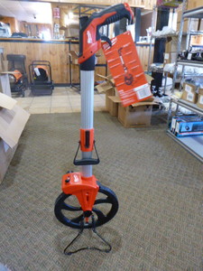 lot 88 image: Milwaukee 12 Engineers Measuring Wheel