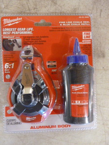 lot 95 image: Milwaukee Fine Line Chalk Reel and Blue Chalk Refill