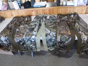 lot 197 image: 3 Pair of Mossy Oak Yukon Gear Hunting Pants
