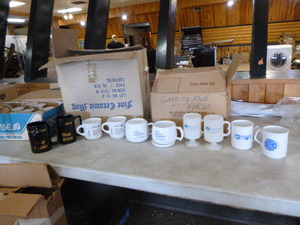 lot 251 image: Lot of Coffee Cups