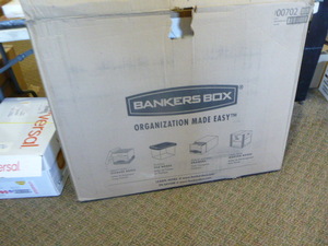 lot 277 image: Case of Bankers Box Heavy Duty Storage Boxes with Lids
