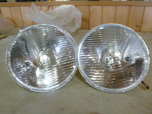 lot 282 image: 2 Peterson Manufacturing HighLow Beam Conversion Headlamps
