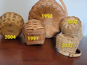 lot 191 image: Longaberger Round Woven Basket Collection  lot of 5