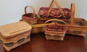lot 187 image: Longaberger Green & Red Accent Collection  lot of 6