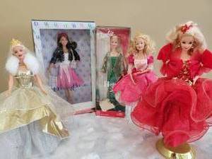 lot 328 image: Mattel Barbie Doll  lot of 5