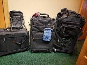 lot 351 image: 5 Piece Luggage Bundle