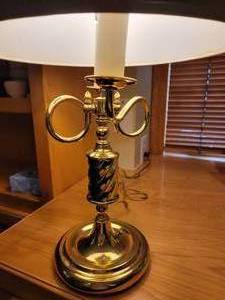 lot 101A image: Brass Twisted Double Candlestick Table Lamp