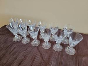 lot 15 image: Waterford Crystal Eileen Sherry Glasses  12