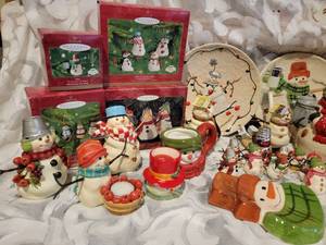 lot 315 image: Keepsake Mitford Snowman Bundle
