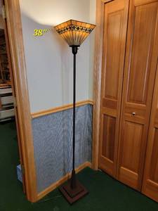 lot 113 image: Prairie Mission Stain Glass Floor Lamp