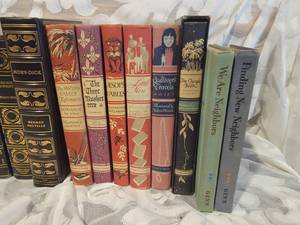 lot 319 image: Vintage Fairytale & Adventure Hardcover