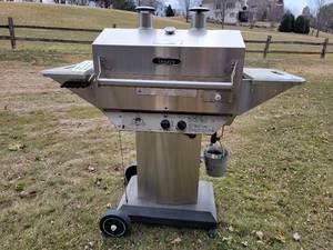 lot 346 image: Holland Legacy Propane Grill
