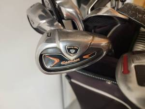 lot 390 image: Power Play Caiman Golf Clubs