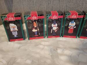 lot 259 image: Vintage Hallmark NUTCRACKER Christmas Ornaments NOS