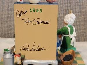 lot 286 image: Vintage Hallmark SIGNED COLLECTIBLE Christmas Decoration - Christmas Eve Bake-Off