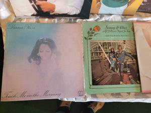 lot 380 image: Classic Vinyl Record Collection - Pop Icons