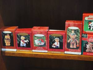 lot 278 image: Vintage Hallmark BEARS Christmas Ornaments NOS