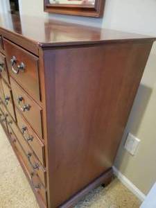 lot 32 image: Bob Timberlake for Lexington Cherry Dresser with Mirror