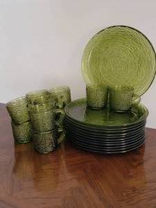 lot 56 image: Anchor Hocking Soreno Avocado Glass China Service