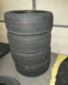 lot 14 image: 4 New Continental tires 22545 ZR17