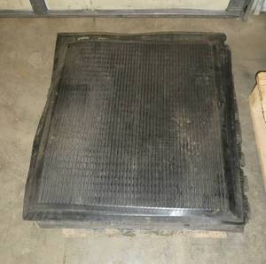 lot 53 image: 10 anti-fatigue floor mats 27x31