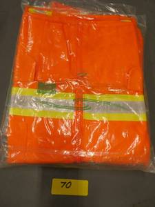 lot 69 image: Three 2XL Hi-Vis mesh safety vests