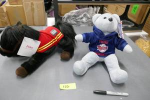 lot 126 image: 2 plush Twins bear and Wells Fargo horse