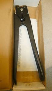 lot 144 image: Steel banding crimper