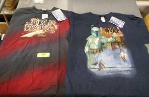 lot 199 image: 2 New Star Wars tshirts Boys size XL 18