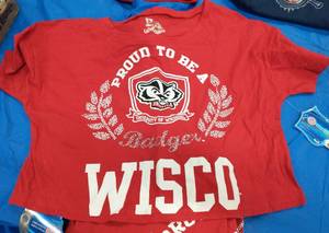 lot 223 image: Wisconsin Badgers Short tshirts womens size -four Medium, one large