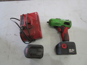 lot 54 image: Snap-On 38 Drive Cordless Impact