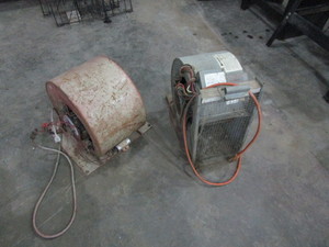 lot 128 image: (2) Fans