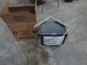lot 132 image: Small Electric Garage Heater