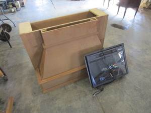 lot 155 image: Electric Fireplace Insert & Stove Exhaust Vent Cover