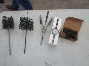 lot 164 image: Hones, Dial Indicator, Injection Tool