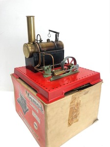 lot 47 image: Vintage Mamod Twin Cylinder Superheated Steam Engine Toy