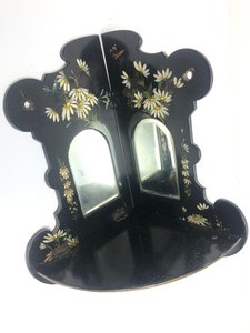 lot 77 image: Small Antique Hand Painted Wood Folding Corner Shelf