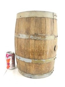 lot 88 image: Vintage COORS Wooden Beer BarrelKeg