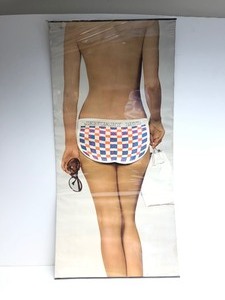 lot 94 image: LARGE Vintage 1972 Life-Size Risque Bikini Bottom Calendar