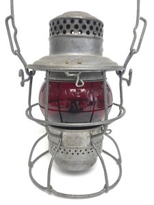 lot 139 image: Antique Chicago & North Western Adlake Railroad Lantern wRed Glass Globe