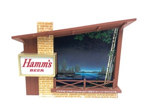 lot 153 image: Working Vintage HAMMS Starry Skies Lighted Beer Sign