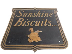lot 2 image: Original 1930s era SUNSHINE BISCUITS Bronze Advertising Sign